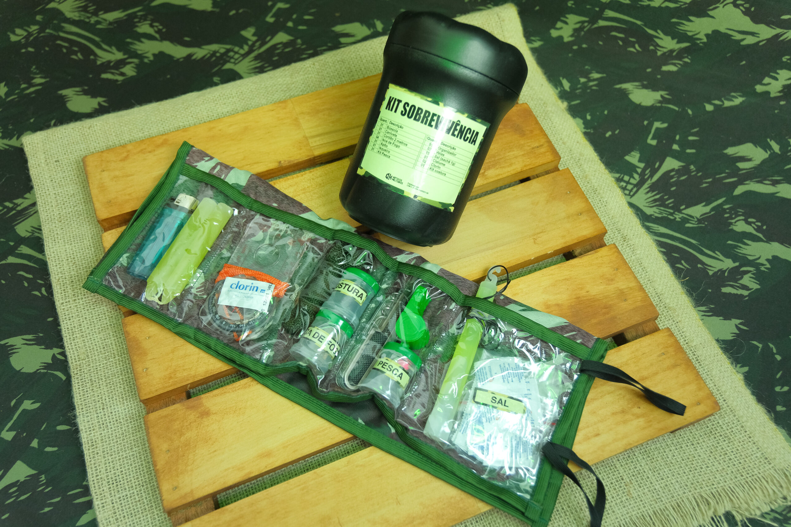 Kit Sobrevivência Militar especial Kit Sobrevivência Militar para cursos especiais de formação do Exército.